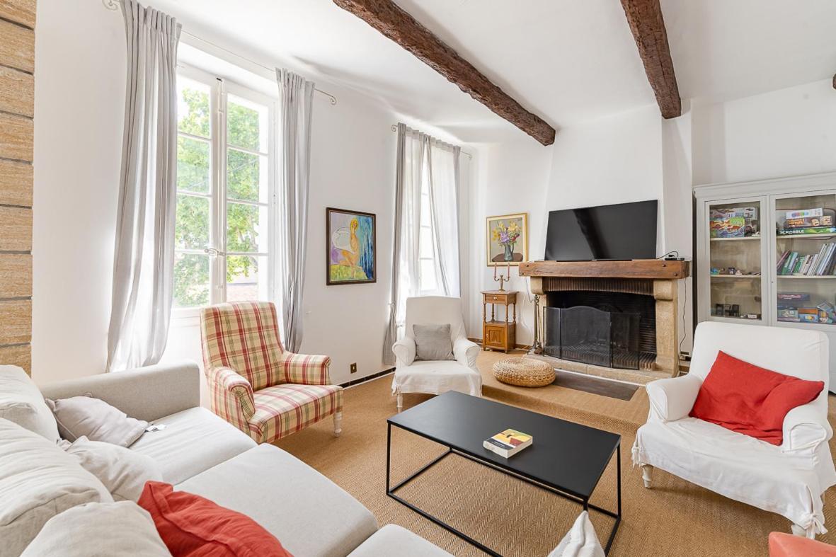 Maison De Maitre 230M² En Plein Coeur Du Village Camps-la-Source Zewnętrze zdjęcie