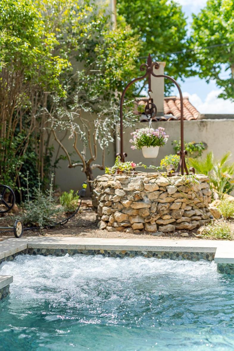 Maison De Maitre 230M² En Plein Coeur Du Village Camps-la-Source Zewnętrze zdjęcie