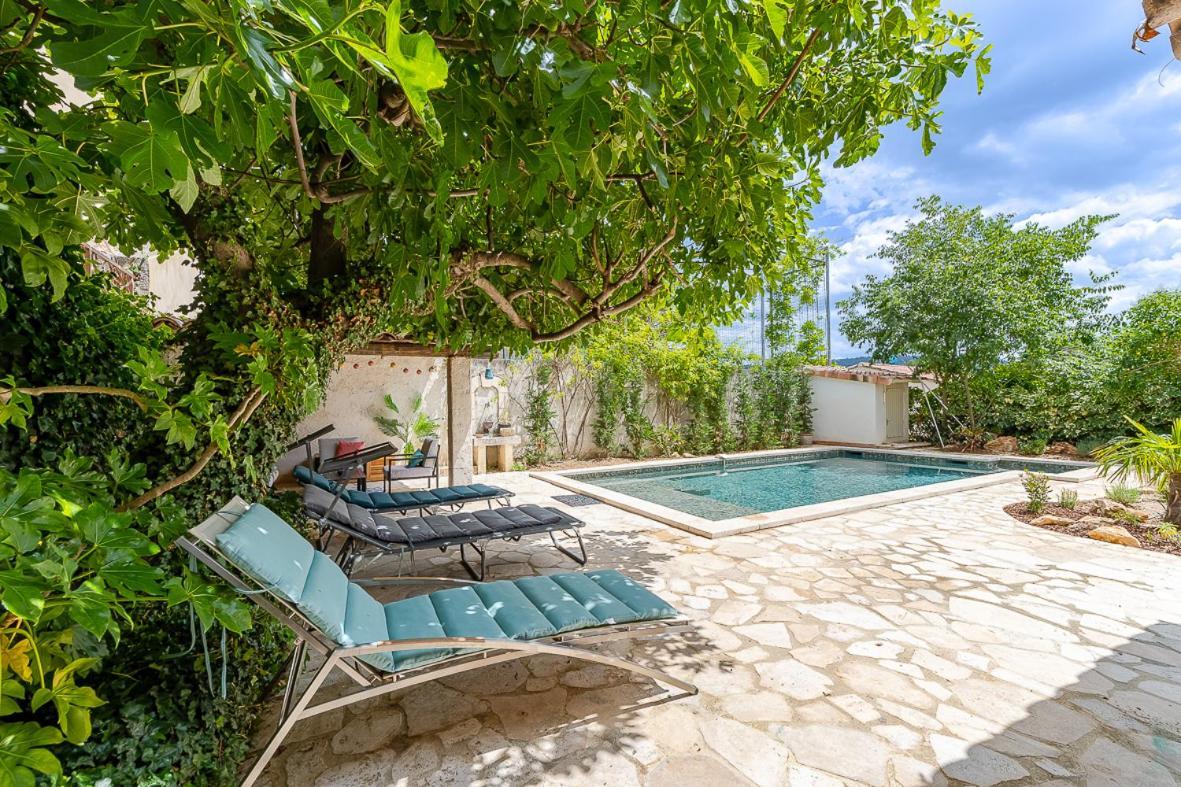 Maison De Maitre 230M² En Plein Coeur Du Village Camps-la-Source Zewnętrze zdjęcie